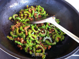 苦瓜炒肉末的做法步骤:10
