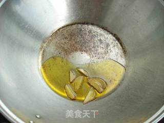 金针菇肥牛煲的做法步骤:3