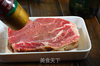 腌汁肉眼牛排的做法步骤:4