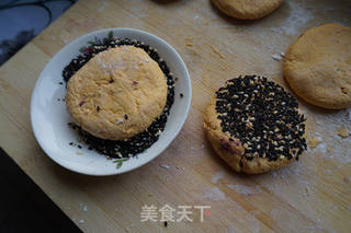 软糯香甜南瓜紫薯饼的做法步骤:13