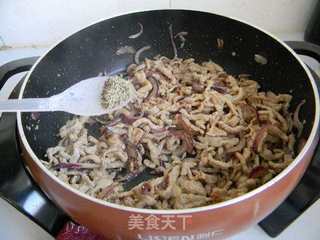 小炒里脊肉丝的做法步骤:5