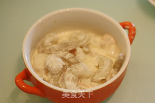 五彩虾仁鳕鱼粒的做法步骤:3
