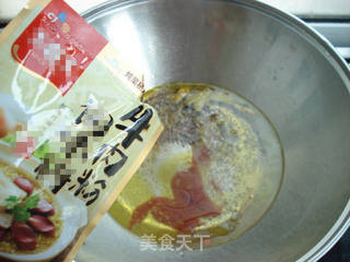 金针菇肥牛煲的做法步骤:5
