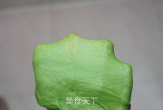 【抹茶麻糬三角包】:属于春天的面包的做法步骤:11