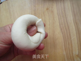 新鲜水果贝果——香蕉贝果的做法步骤:12