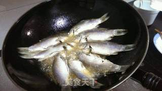 家常鲫鱼的做法步骤:3