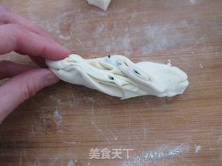 黑芝麻腐乳花卷的做法步骤:10
