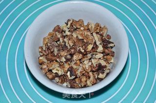 肉桂核桃卷的做法步骤:4