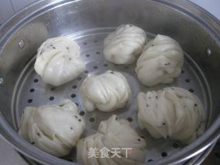 黑芝麻腐乳花卷的做法步骤:14