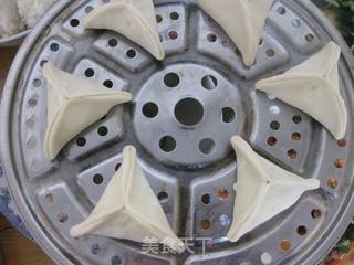 红糖芝麻三角包的做法步骤:11