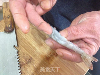 蝴蝶虾的做法步骤:5