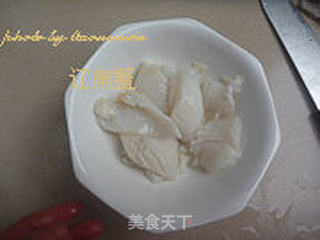 墨鱼龙骨汤的做法步骤:3