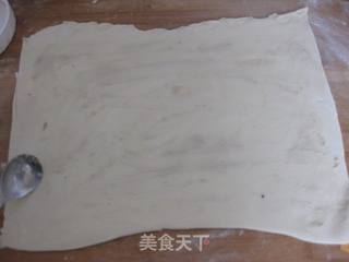 黑芝麻腐乳花卷的做法步骤:5