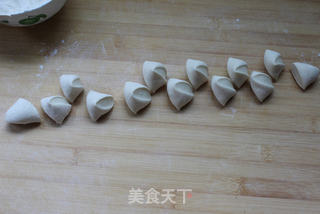 对抗寒冷的高热量——牛肉韭黄煎包的做法步骤:11