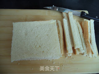 火腿番茄蛋三明治的做法步骤:8