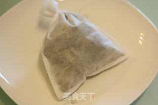 卤猪蹄的做法步骤:2