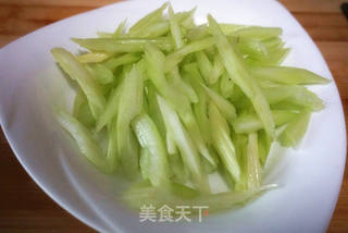 萝卜干炒腊肉的做法步骤:4
