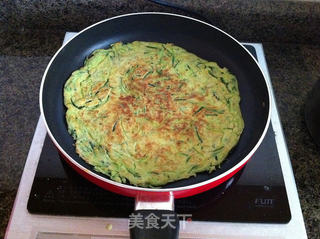 黄瓜鸡蛋饼的做法步骤:7