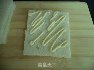 火腿番茄蛋三明治的做法步骤:9
