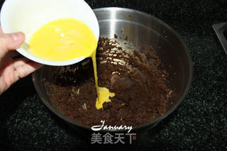 红糖枣泥磅蛋糕的做法步骤:4