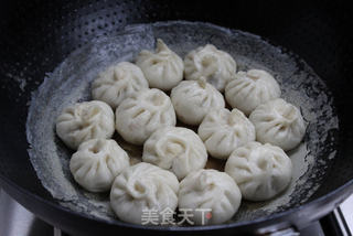 对抗寒冷的高热量——牛肉韭黄煎包的做法步骤:17