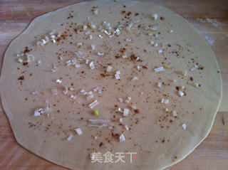 烫面葱油饼的做法步骤:4