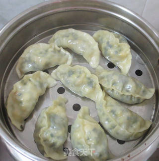 韭菜鸭蛋蒸饺的做法步骤:9