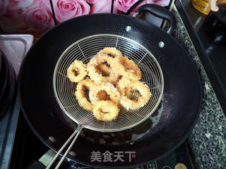 香酥鱿鱼圈的做法步骤:13