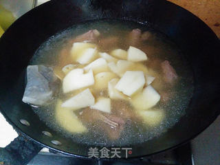 【土豆炖排骨】的做法步骤:12