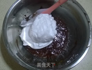 巧克力乳酪慕斯蛋糕的做法步骤:4