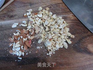 坚果紫薯小饼的做法步骤:7