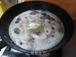 【土豆炖排骨】的做法步骤:4