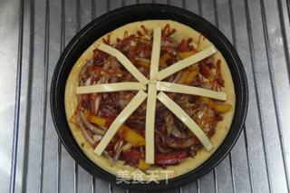 美味披萨的做法步骤:11