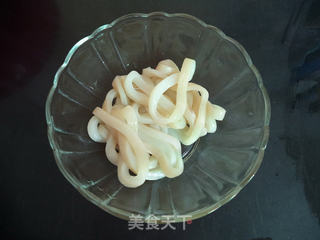 香酥鱿鱼圈的做法步骤:3