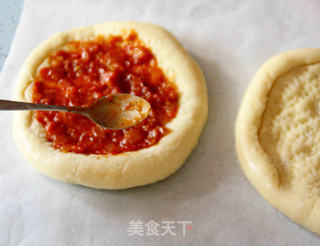 三重奶酪金枪鱼披萨:从零开始自制美味披萨(附披萨酱的做法和饼胚的保存)的做法步骤:26