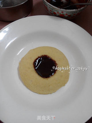 年货简单萌化小孩子【果干拼小熊头蛋糕】的做法步骤:4