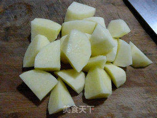 十三香土豆块的做法步骤：3