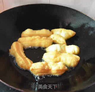 自制油条的做法步骤:9