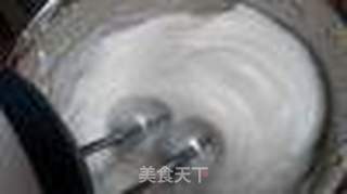 四寸萨瓦林戚风蛋糕的做法步骤:2