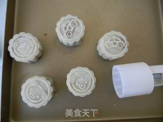 冰皮红糖雪豆月饼的做法步骤:12