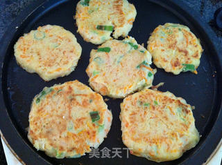 胡萝卜豆渣鸡蛋饼的做法步骤:6
