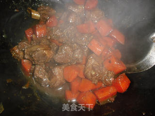 胡萝卜烧排骨的做法步骤:8