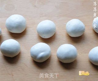 经典汤圆四种花样吃法之一——黑芝麻汤圆的做法步骤:6
