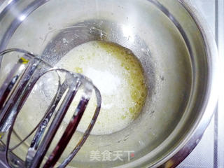 酸奶戚风纸杯蛋糕的做法步骤:9
