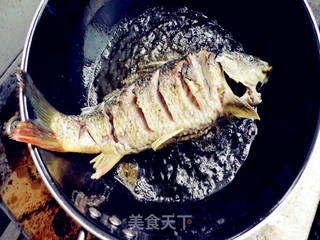 红烧鲤鱼的做法步骤:6