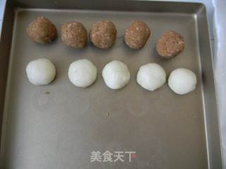 冰皮红糖雪豆月饼的做法步骤:9