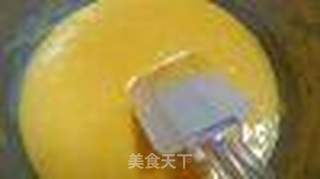 四寸萨瓦林戚风蛋糕的做法步骤:6