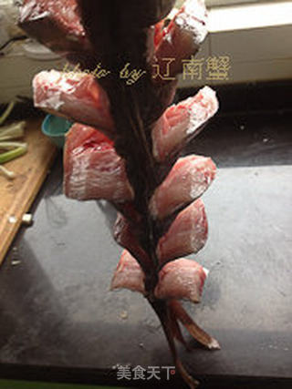 糖醋年糕鲤鱼的做法步骤:2