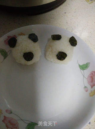 咖喱鸡丁熊猫饭团的做法步骤:7