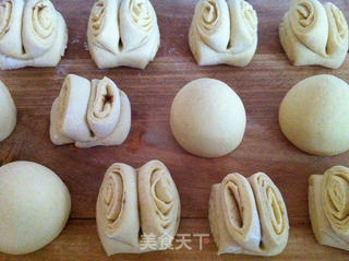 玉米面花卷的做法步骤：10